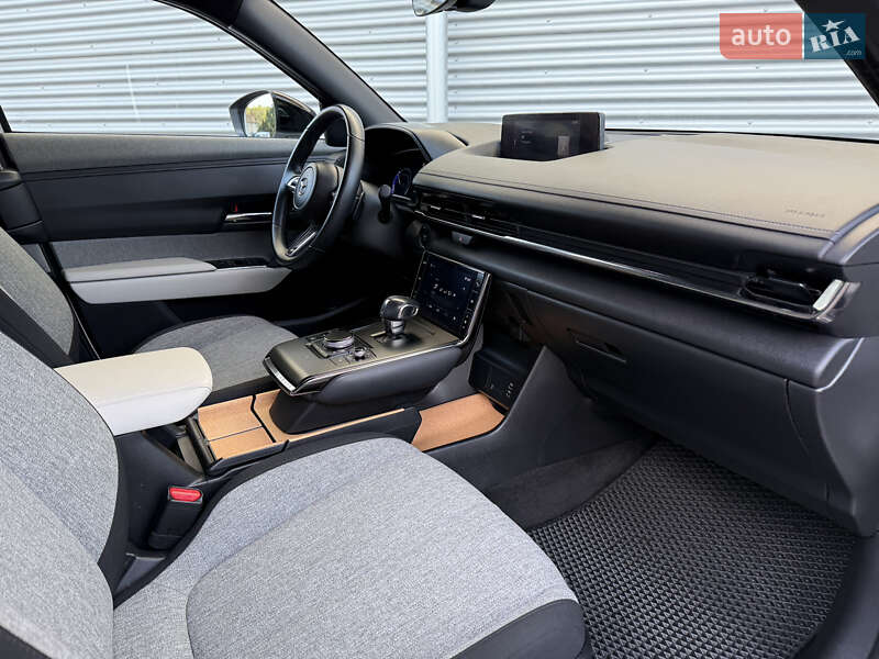 Внедорожник / Кроссовер Mazda MX-30 2020 в Ровно фото 25 Внедорожник / Кроссовер Mazda MX-30 2020 в Ровно