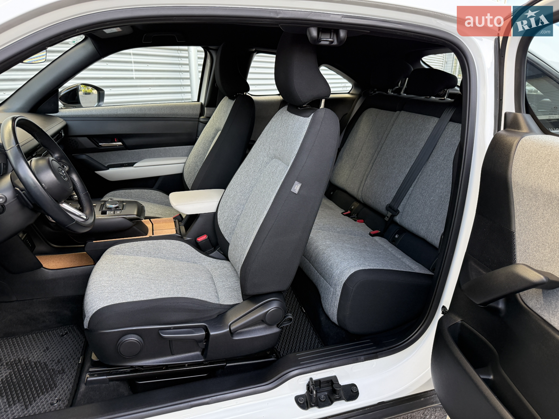 2020 Mazda MX-30 - мініатюра 44