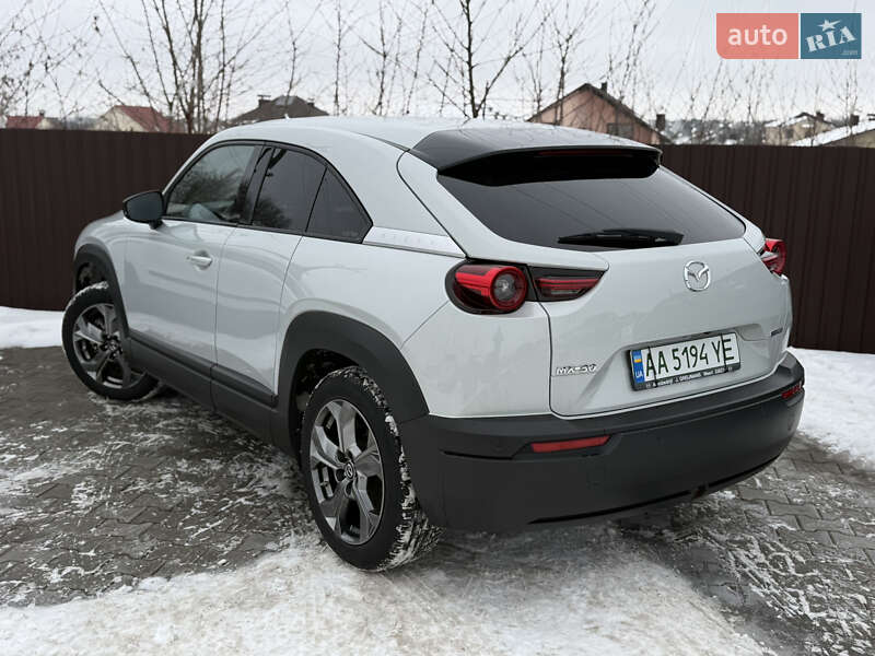 Внедорожник / Кроссовер Mazda MX-30 2020 в Виннице