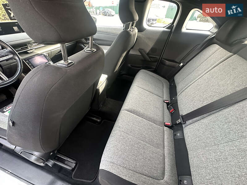 Внедорожник / Кроссовер Mazda MX-30 2022 в Киеве