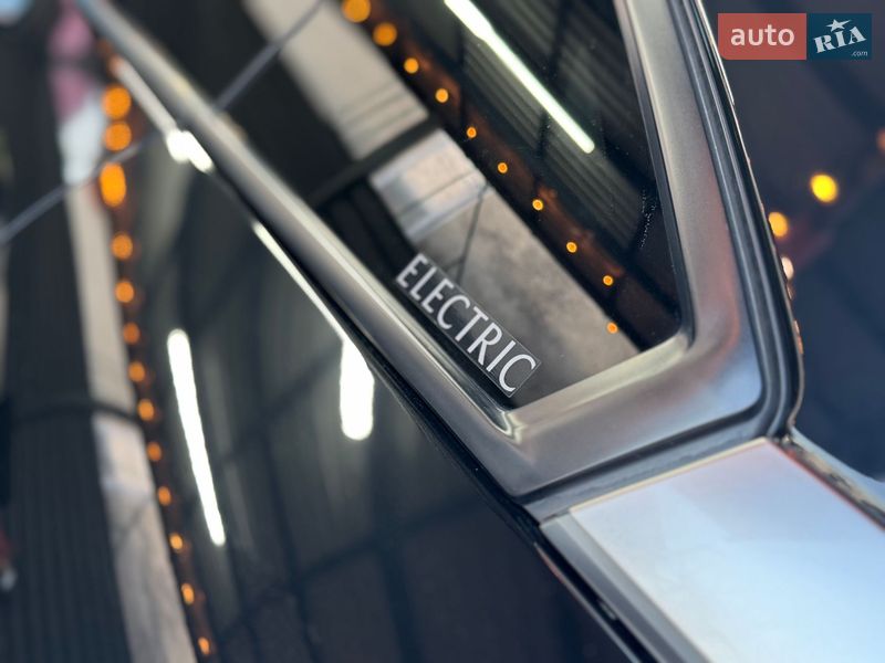 Внедорожник / Кроссовер Mazda MX-30 2021 в Дрогобыче