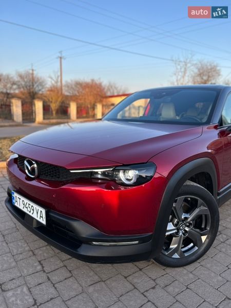 Внедорожник / Кроссовер Mazda MX-30 2020 в Ивано-Франковске