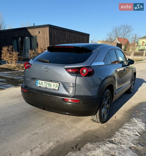 Внедорожник / Кроссовер Mazda MX-30 2021 в Киеве