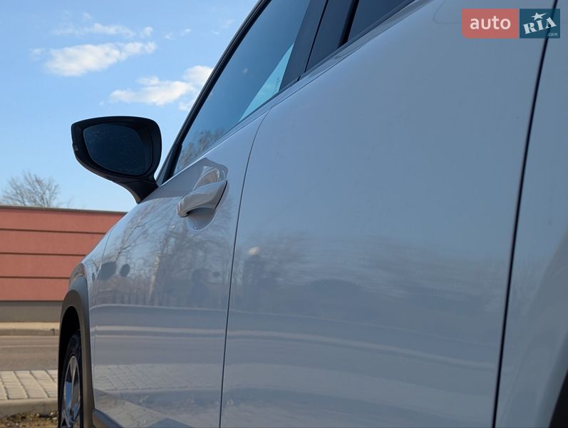 Внедорожник / Кроссовер Mazda MX-30 2021 в Дрогобыче