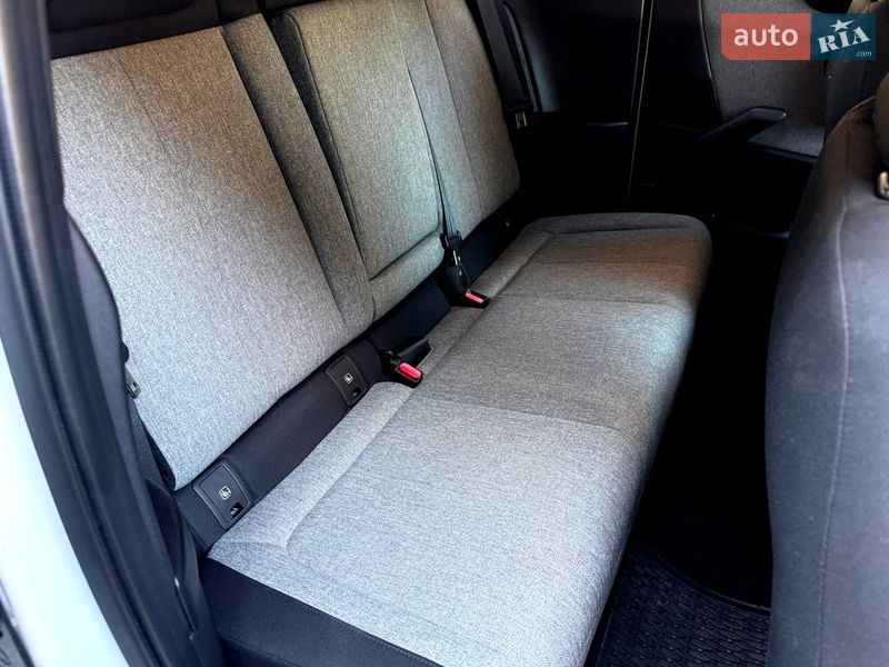 Внедорожник / Кроссовер Mazda MX-30 2022 в Хмельницком