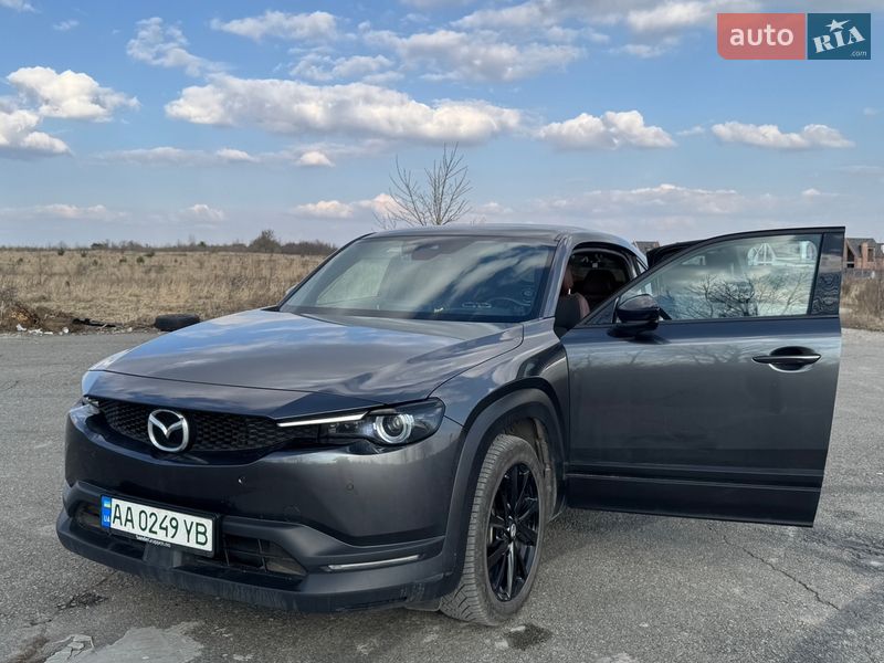 Внедорожник / Кроссовер Mazda MX-30 2020 в Белогородке фото 2 Внедорожник / Кроссовер Mazda MX-30 2020 в Белогородке