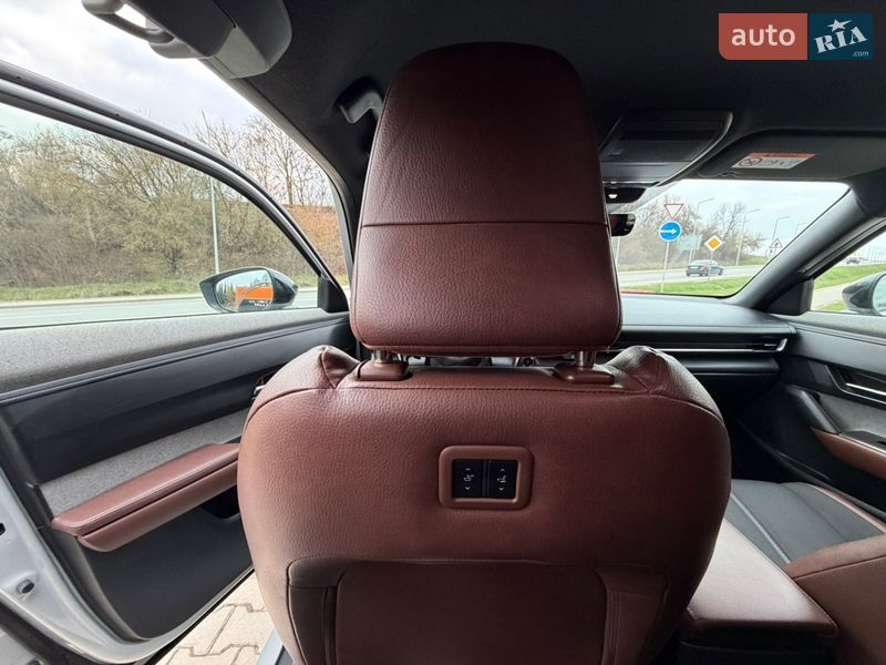 Внедорожник / Кроссовер Mazda MX-30 2020 в Тернополе