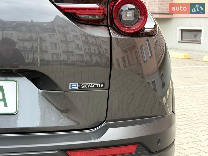 Позашляховик / Кросовер Mazda MX-30 2020 в Ужгороді