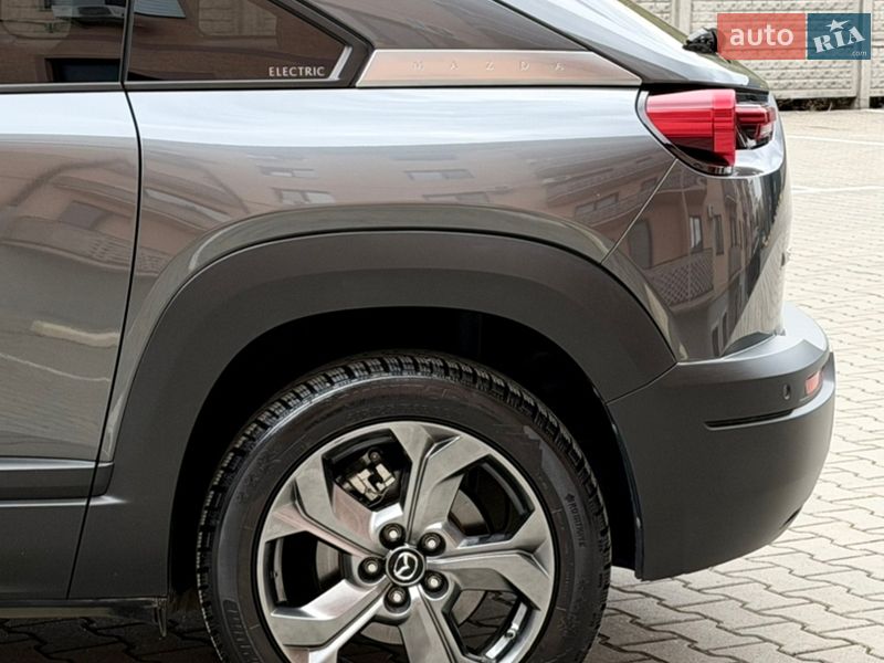 Позашляховик / Кросовер Mazda MX-30 2020 в Ужгороді