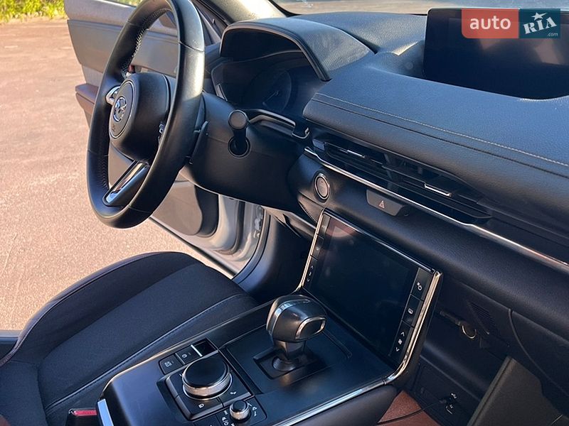 Внедорожник / Кроссовер Mazda MX-30 2020 в Стрые