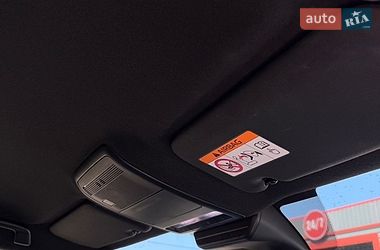 Внедорожник / Кроссовер Mazda MX-30 2020 в Киеве