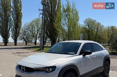 Внедорожник / Кроссовер Mazda MX-30 2020 в Киеве