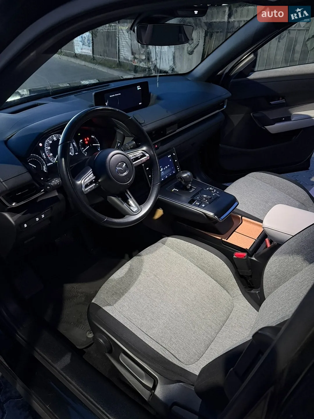 2022 Mazda MX-30 - мініатюра 10