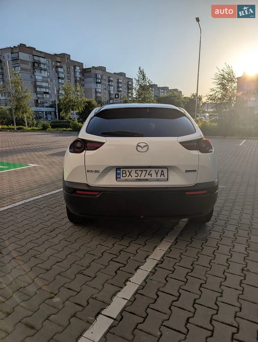 2021 Mazda MX-30 - мініатюра 3