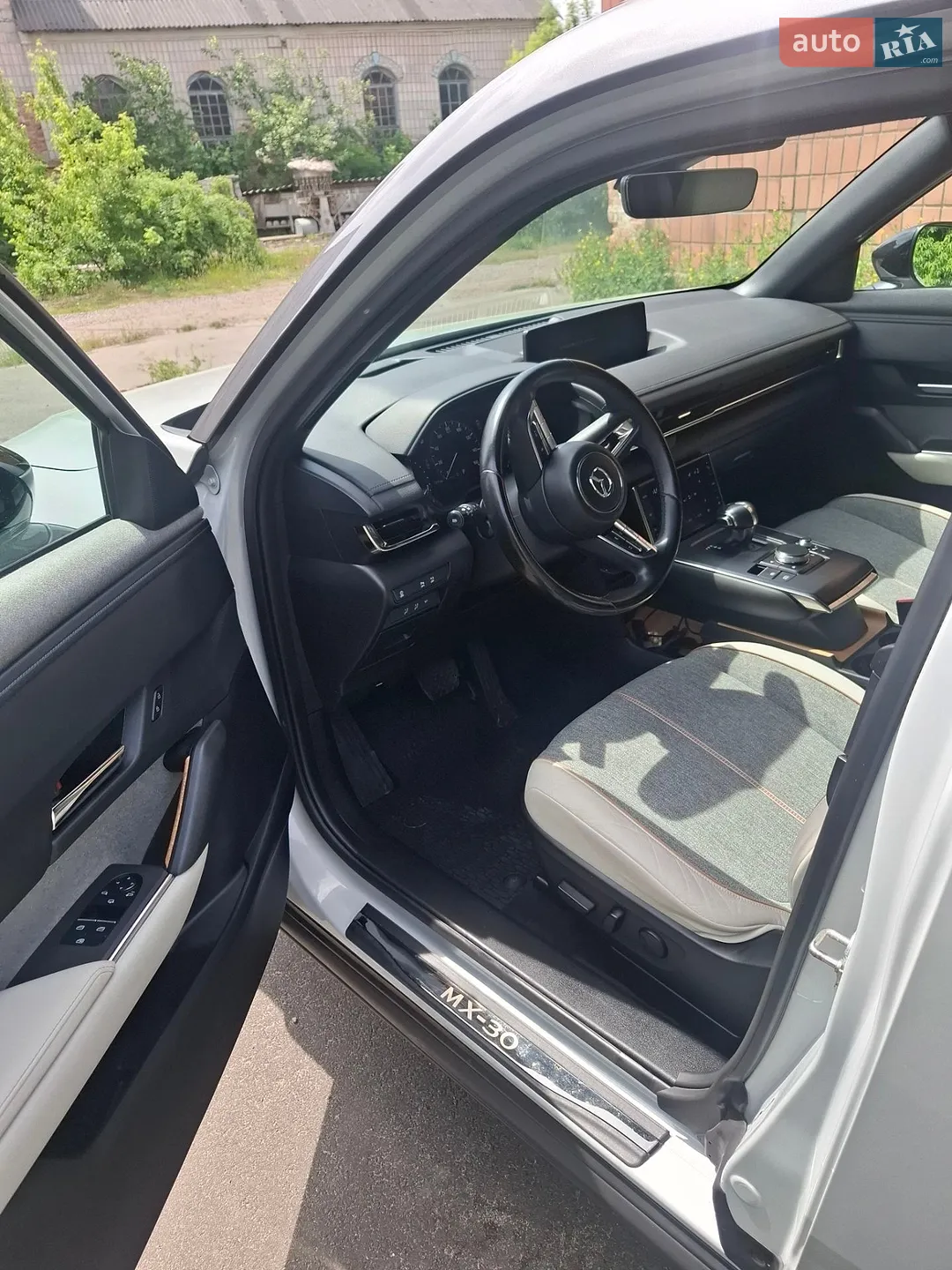 2021 Mazda MX-30 - мініатюра 5