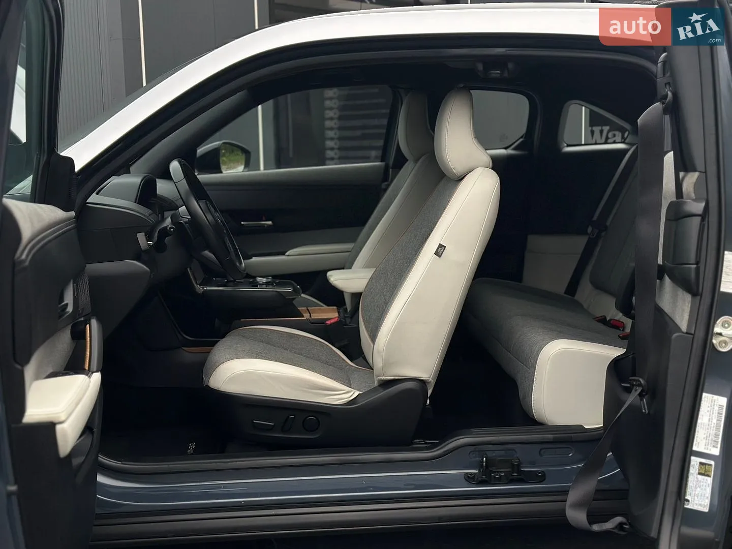2021 Mazda MX-30 - мініатюра 31