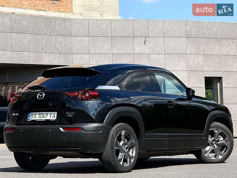 Позашляховик / Кросовер Mazda MX-30 2021 в Городку