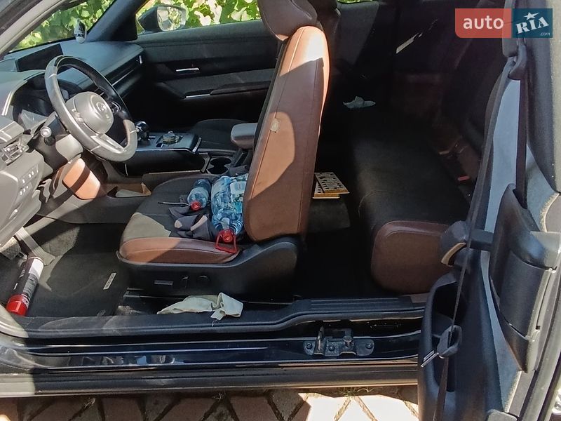 Внедорожник / Кроссовер Mazda MX-30 2020 в Ровно фото 3 Внедорожник / Кроссовер Mazda MX-30 2020 в Ровно
