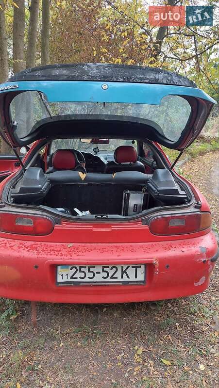 Купе Mazda MX-3 1997 в Дніпрі