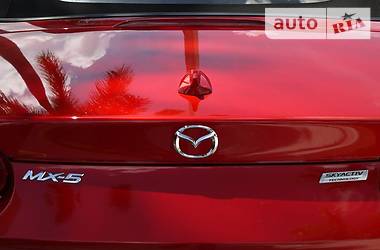 Кабриолет Mazda MX-5 2019 в Киеве