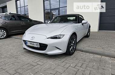 Родстер Mazda MX-5 2015 в 