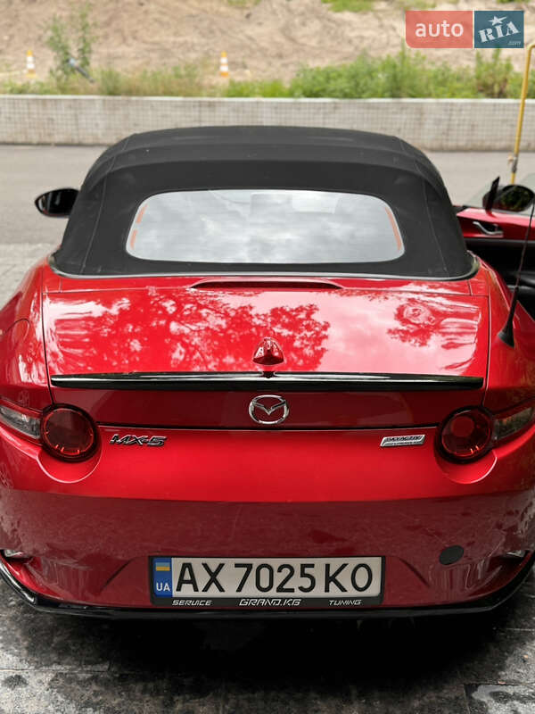 Родстер Mazda MX-5 2015 в Козині