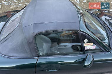 Родстер Mazda MX-5 1998 в 