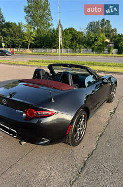 Родстер Mazda MX-5 2018 в 