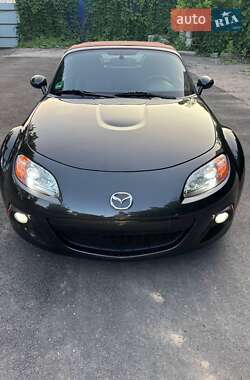 Родстер Mazda MX-5 2013 в 
