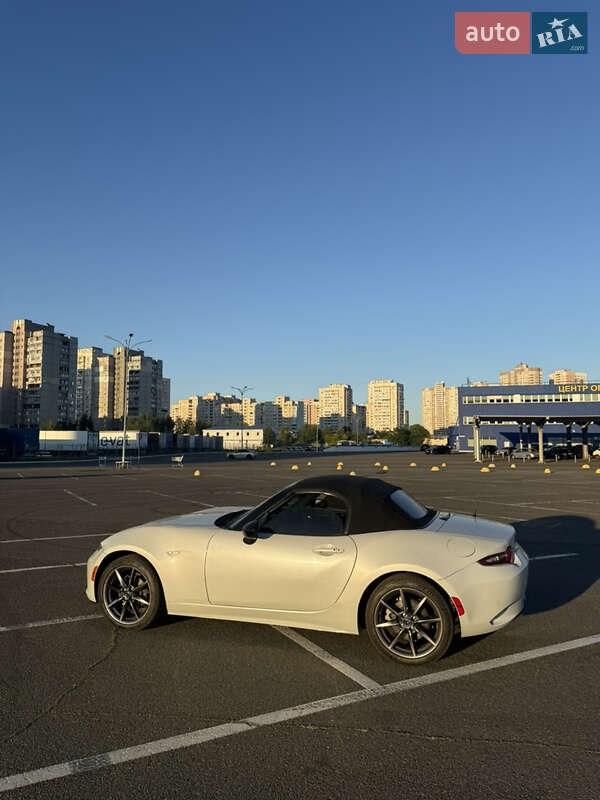 Родстер Mazda MX-5 2016 в Києві
