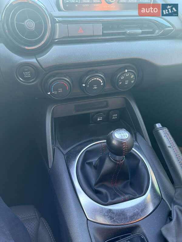 Родстер Mazda MX-5 2016 в Києві