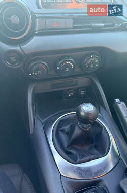 Родстер Mazda MX-5 2016 в 