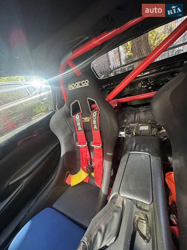 Родстер Mazda MX-5 2015 в Киеве