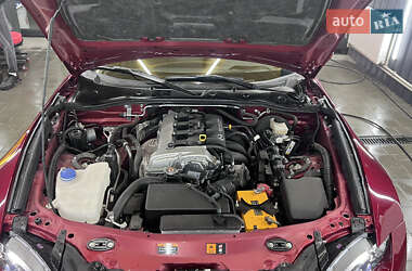 Родстер Mazda MX-5 2019 в 
