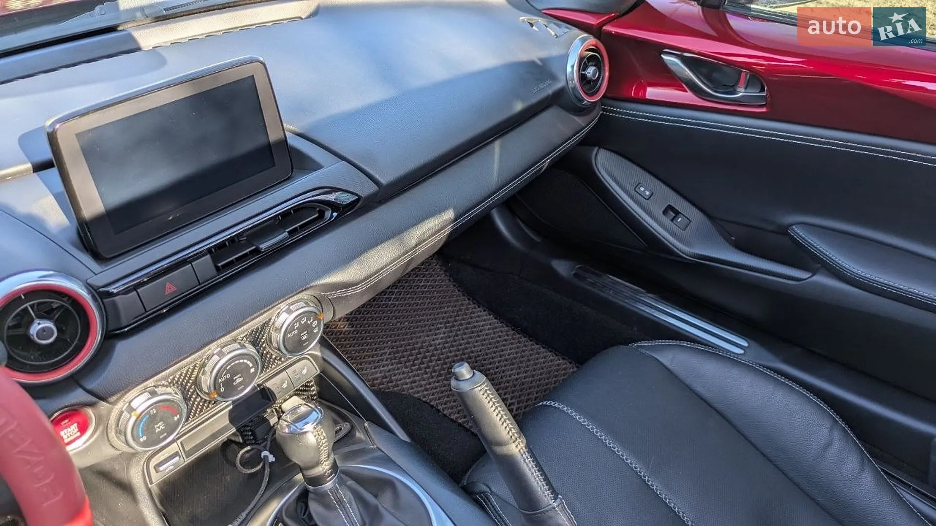 2022 Mazda MX-5 - мініатюра 5
