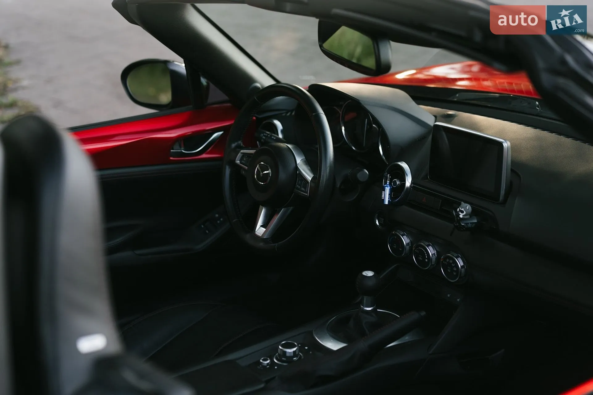 2016 Mazda MX-5 - мініатюра 14