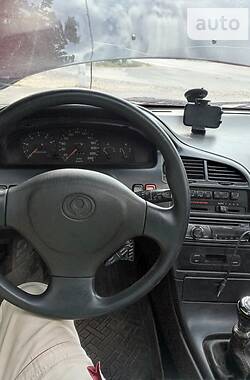 Купе Mazda MX-6 1993 в Черноморске