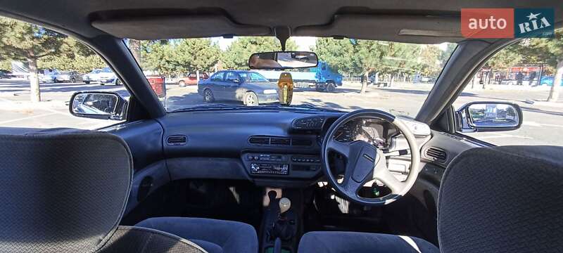 Седан Mazda Persona 1989 в Одесі