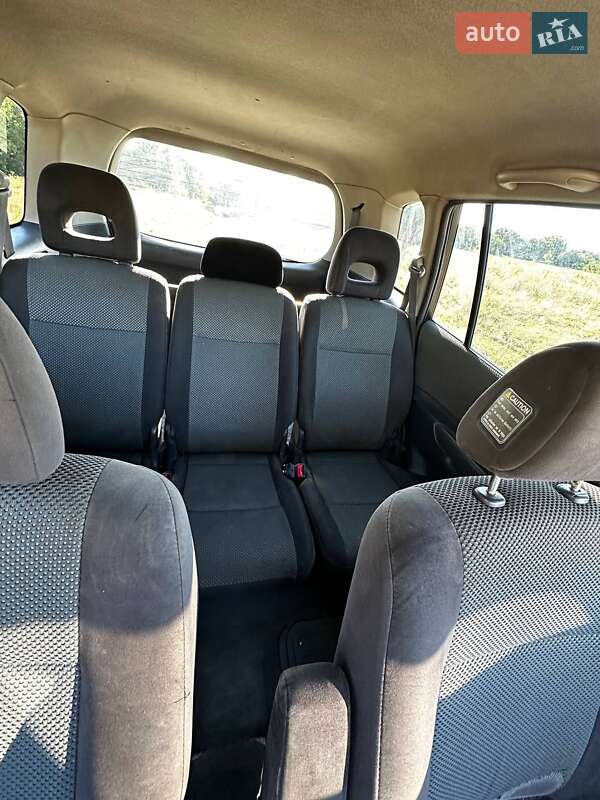 Минивэн Mazda Premacy 2004 в Кропивницком