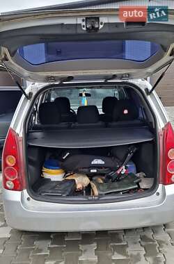 Минивэн Mazda Premacy 2003 в 