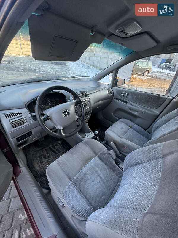 Mazda Premacy 1999