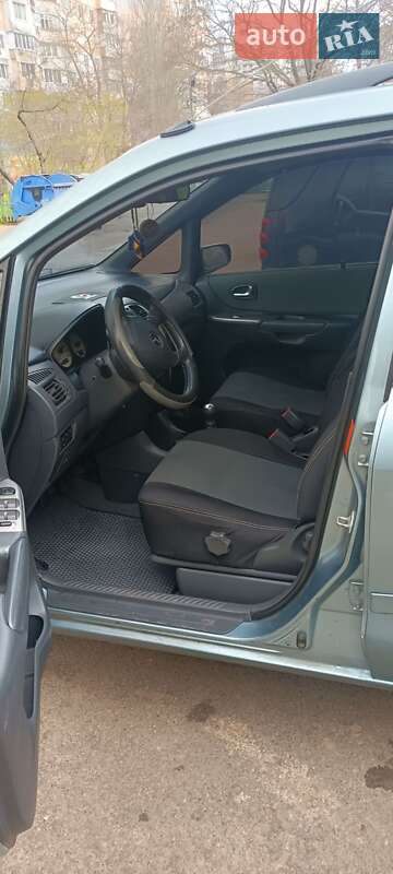 Минивэн Mazda Premacy 2004 в Одессе