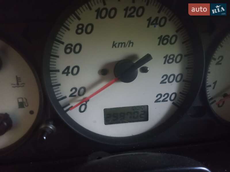Минивэн Mazda Premacy 2002 в Ивано-Франковске