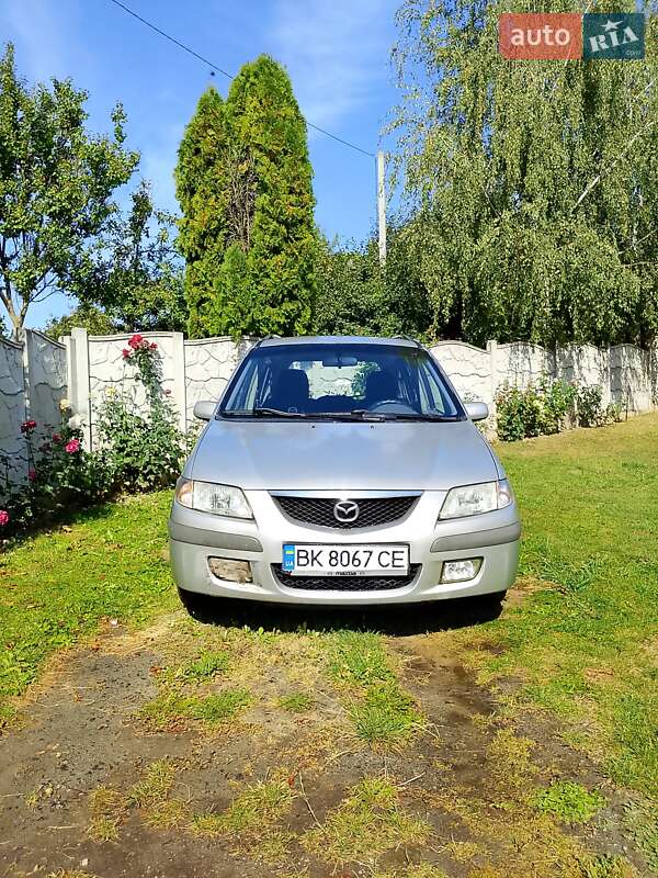 Mazda Premacy 1999