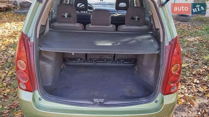 Минивэн Mazda Premacy 2002 в Виннице