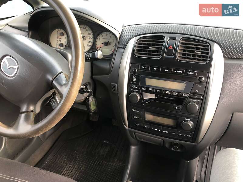 Мінівен Mazda Premacy 2002 в Чернівцях