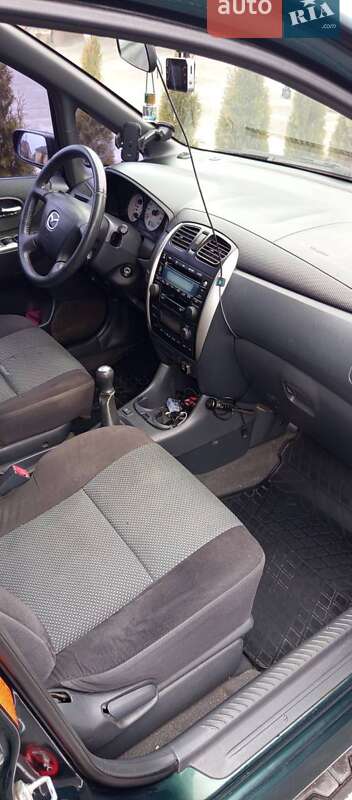 Минивэн Mazda Premacy 2002 в Виннице