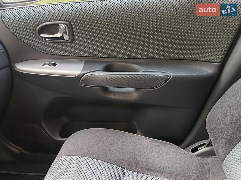 Минивэн Mazda Premacy 2004 в Полтаве
