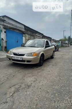 Седан Mazda Protege 2000 в Братському