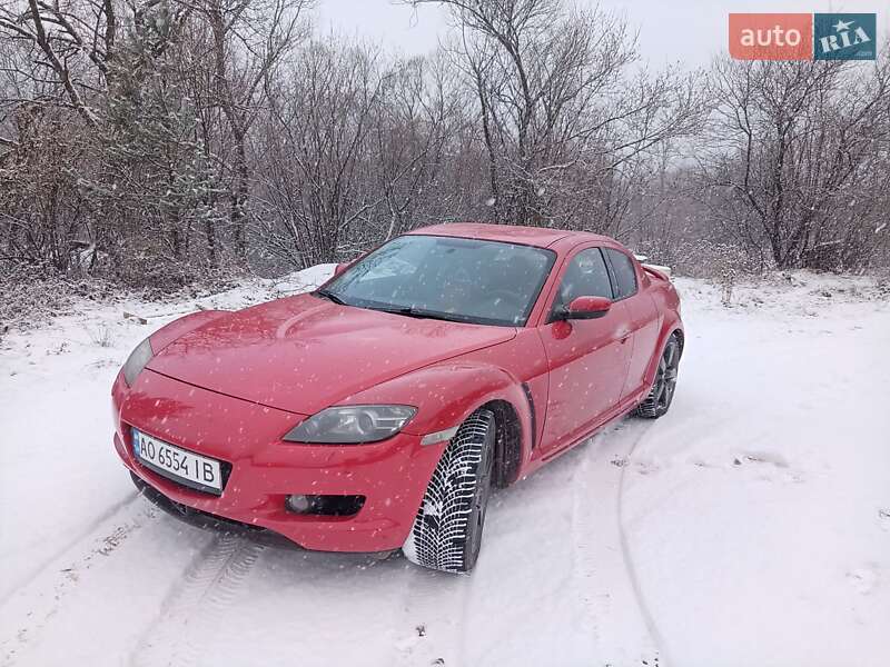 Купе Mazda RX-8 2004 в Воловцю